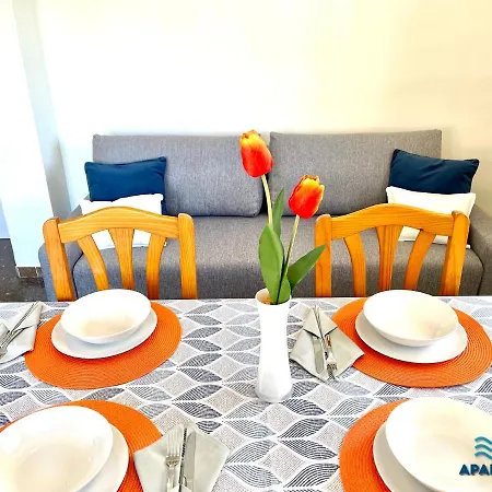 Apartbeach Murillos Centricos Climatizados Y Piscinas Salou